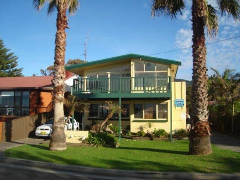 4/4 Hamilton Road, Thirroul NSW 2515