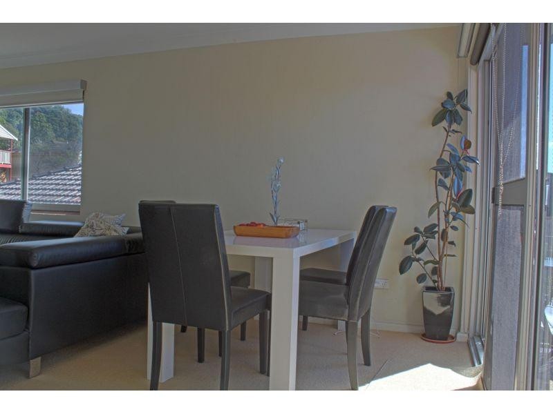 11/8 Myrtle Street, Coniston NSW 2500