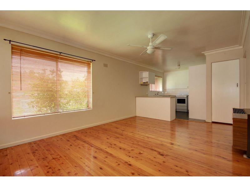 2/1 Cleverdon Crescent, Figtree NSW 2525