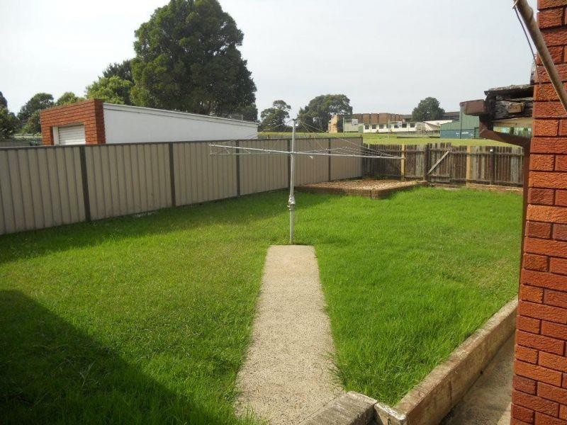 29 Roberts Avenue, Barrack Heights NSW 2528