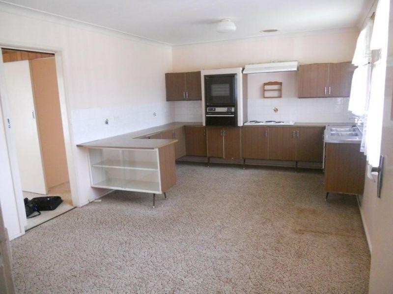 29 Roberts Avenue, Barrack Heights NSW 2528