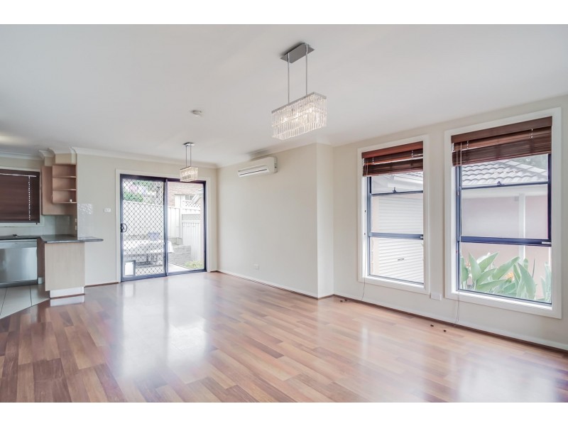 3/17-19 Robertson Street, Coniston NSW 2500