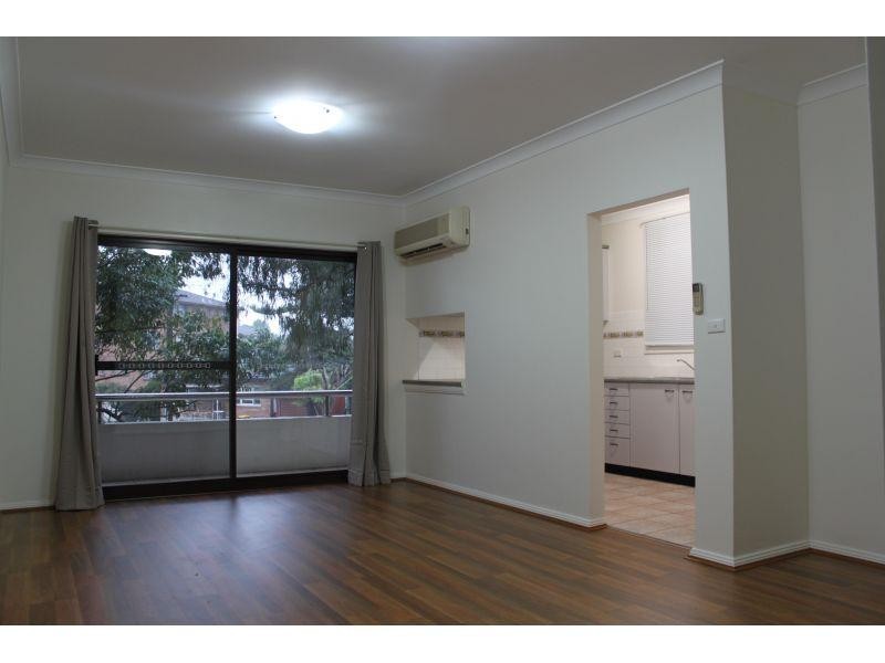 2/2 Bligh Street, Wollongong NSW 2500
