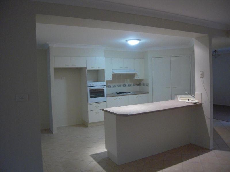 69 Darragh Drive, Figtree NSW 2525