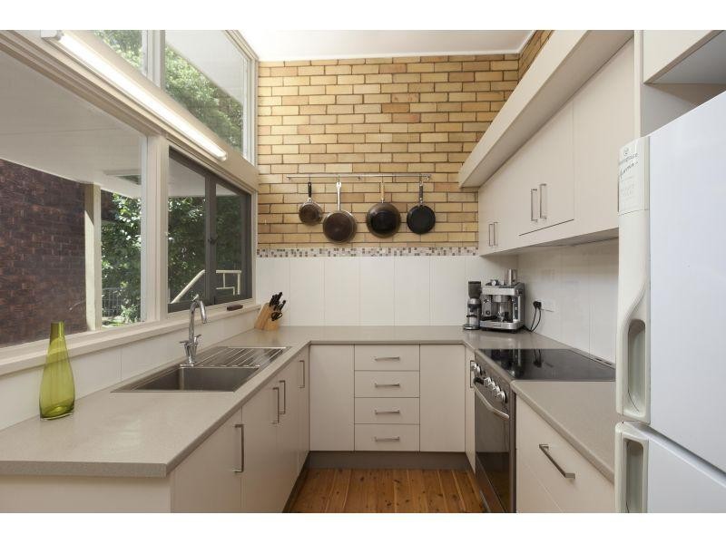 45 Toorak Avenue, Mangerton NSW 2500