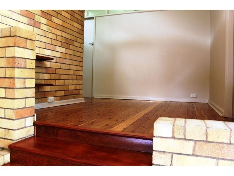 45 Toorak Avenue, Mangerton NSW 2500