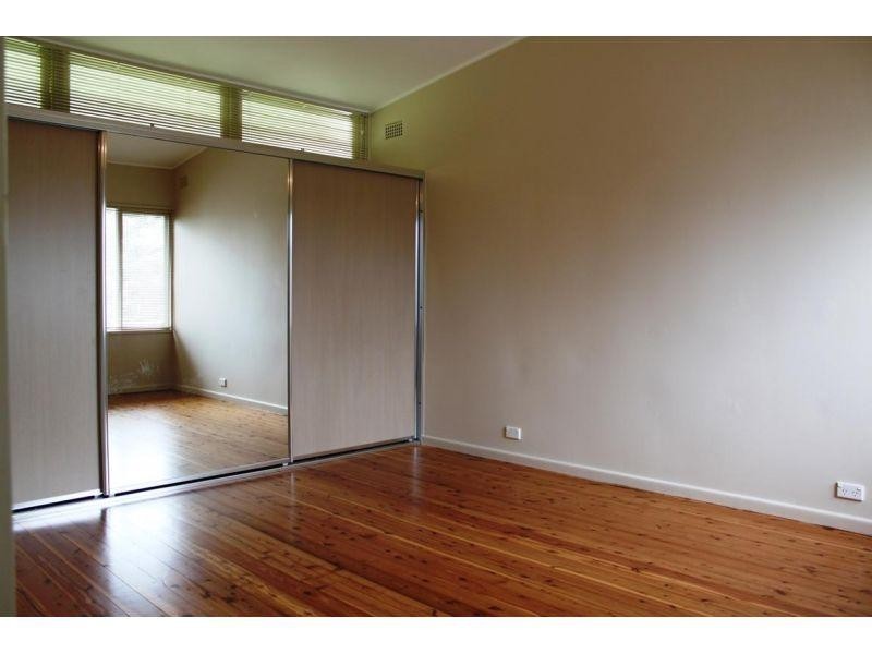 45 Toorak Avenue, Mangerton NSW 2500