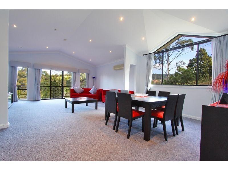 115 Koloona Avenue, Mount Keira NSW 2500