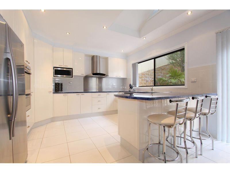 115 Koloona Avenue, Mount Keira NSW 2500