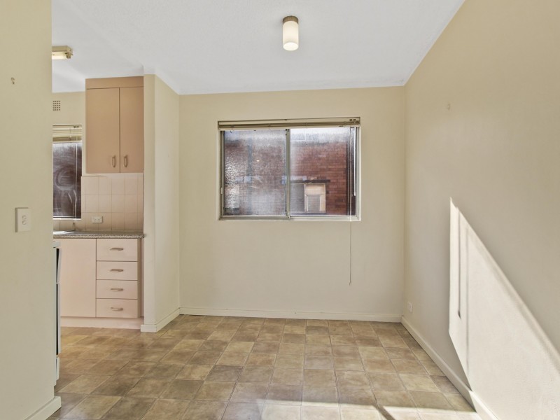 4/18 Robinson Street, Wollongong NSW 2500