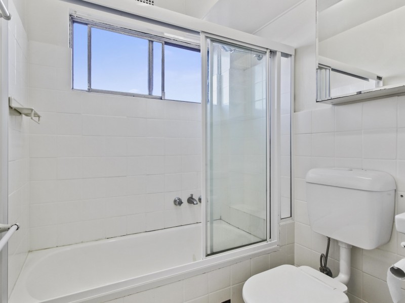 4/18 Robinson Street, Wollongong NSW 2500