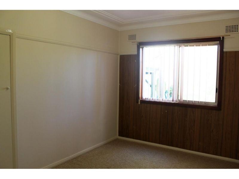 99 Marshall Street, Dapto NSW 2530