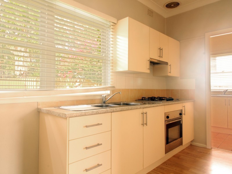 11 Madoline Street, Gwynneville NSW 2500