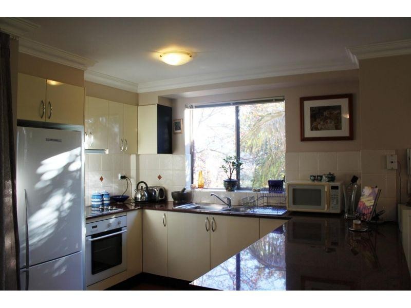 3/44 Loftus Street, Wollongong NSW 2500