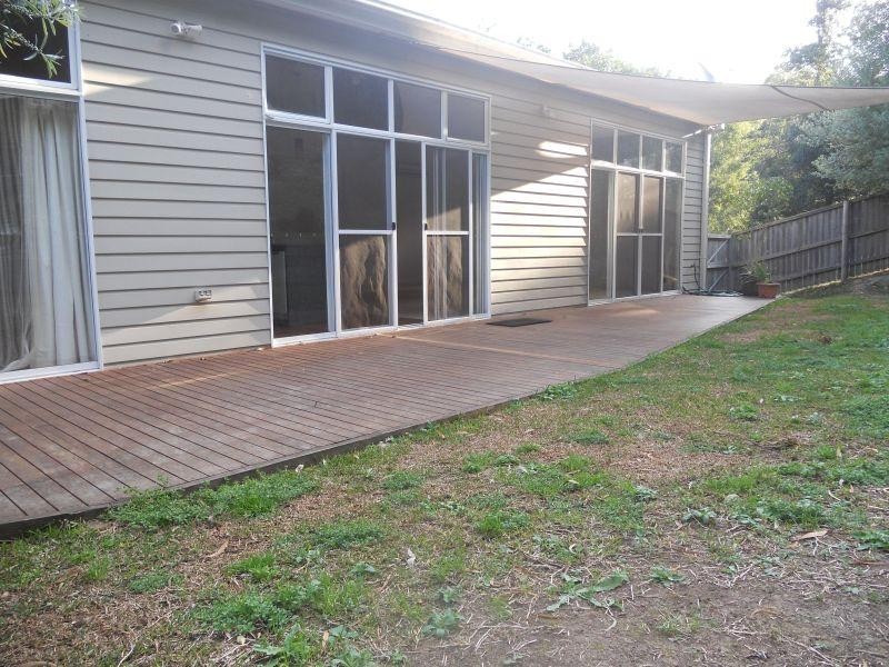 34 Sandalwood Road, Farmborough Heights NSW 2526