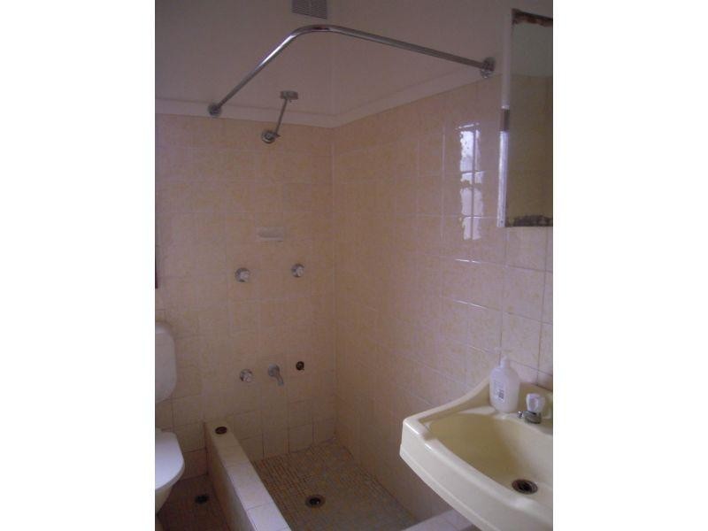 2/304 Gipps Road, Keiraville NSW 2500