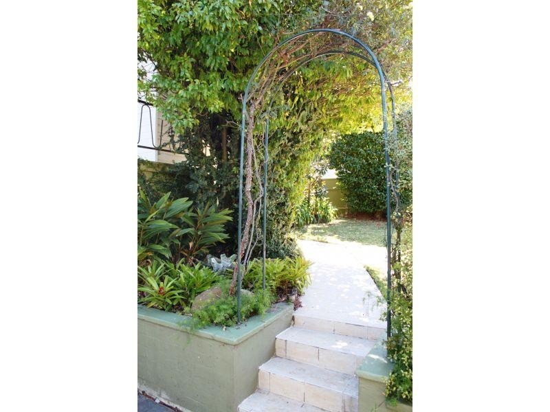 12 Mary Avenue, Figtree NSW 2525