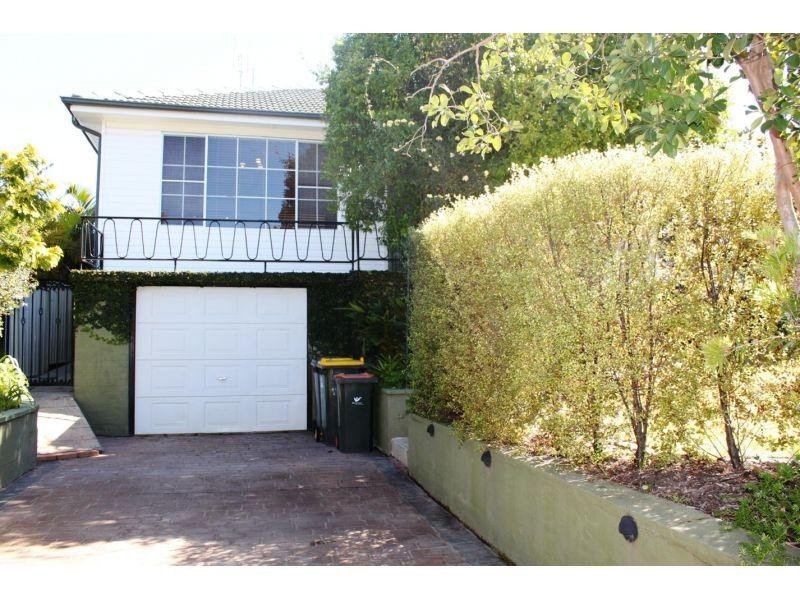 12 Mary Avenue, Figtree NSW 2525