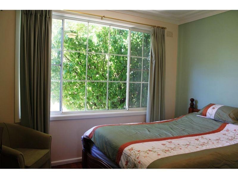 12 Mary Avenue, Figtree NSW 2525