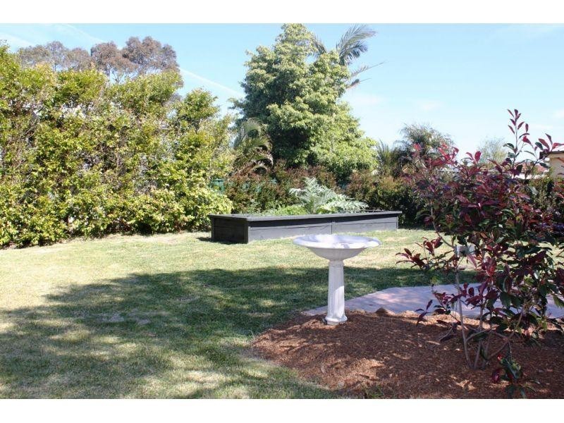 12 Mary Avenue, Figtree NSW 2525