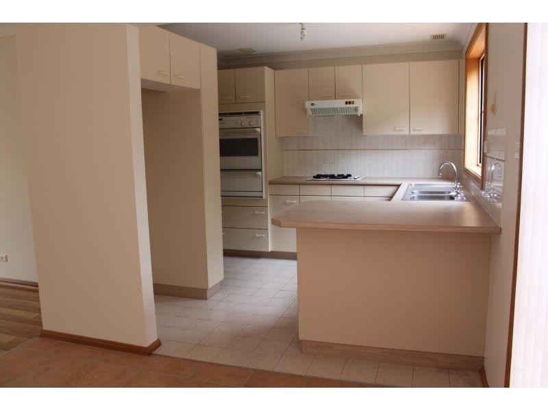 2/46 Balmoral Street, Balgownie NSW 2519