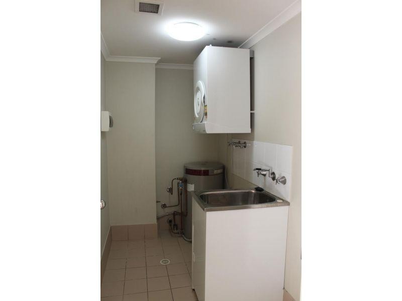 2/214 Princes Highway, Fairy Meadow NSW 2519