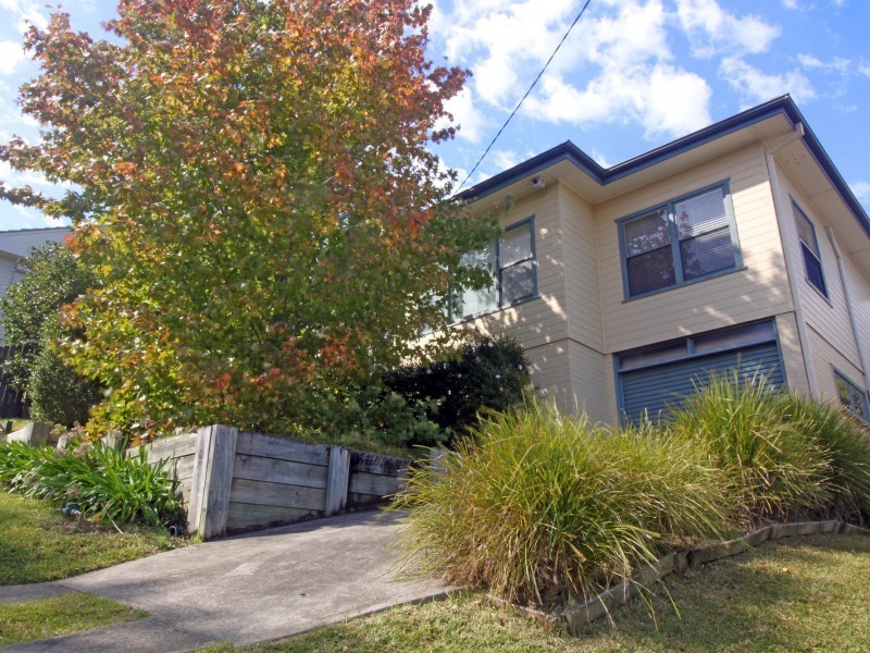 17 Koorabel Avenue, West Wollongong NSW 2500