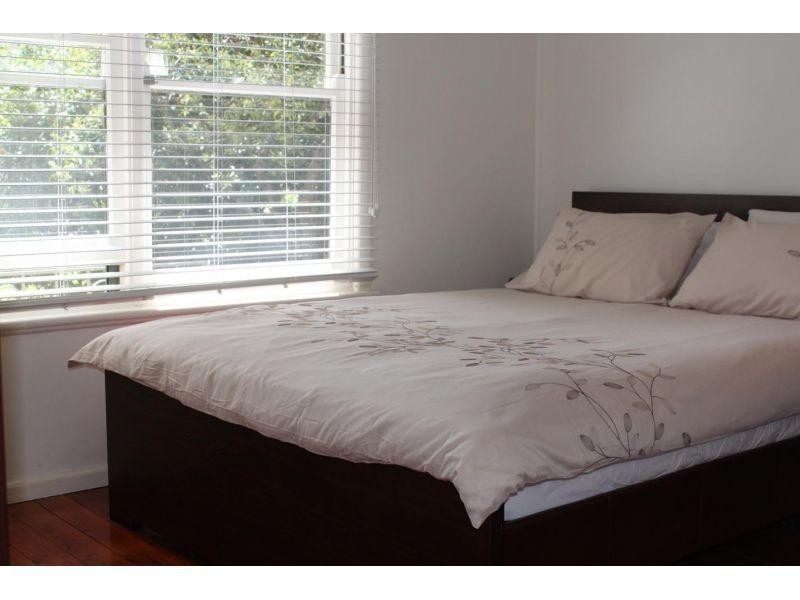 17 Koorabel Avenue, West Wollongong NSW 2500