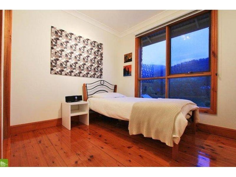 1 Aviemore Place, Figtree NSW 2525