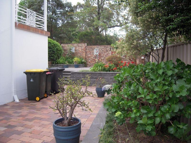 Room 2/1 Andrew Avenue, Keiraville NSW 2500