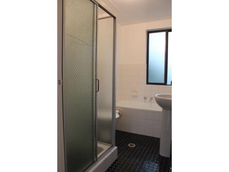 6/4 Pleasant Ave, North Wollongong NSW 2500