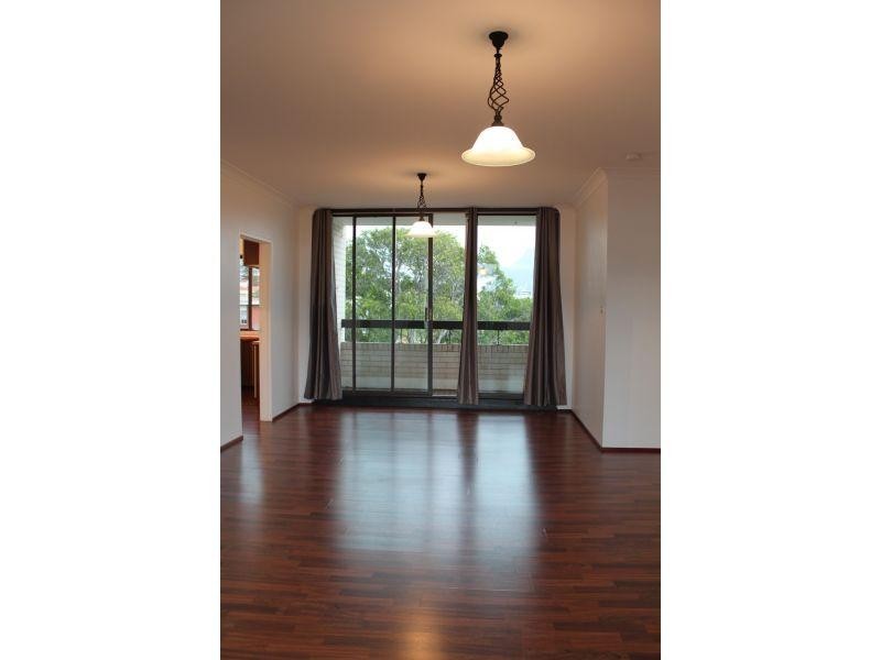 6/4 Pleasant Ave, North Wollongong NSW 2500