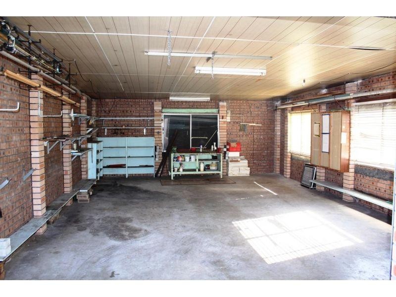 25 Annie Street, Corrimal NSW 2518