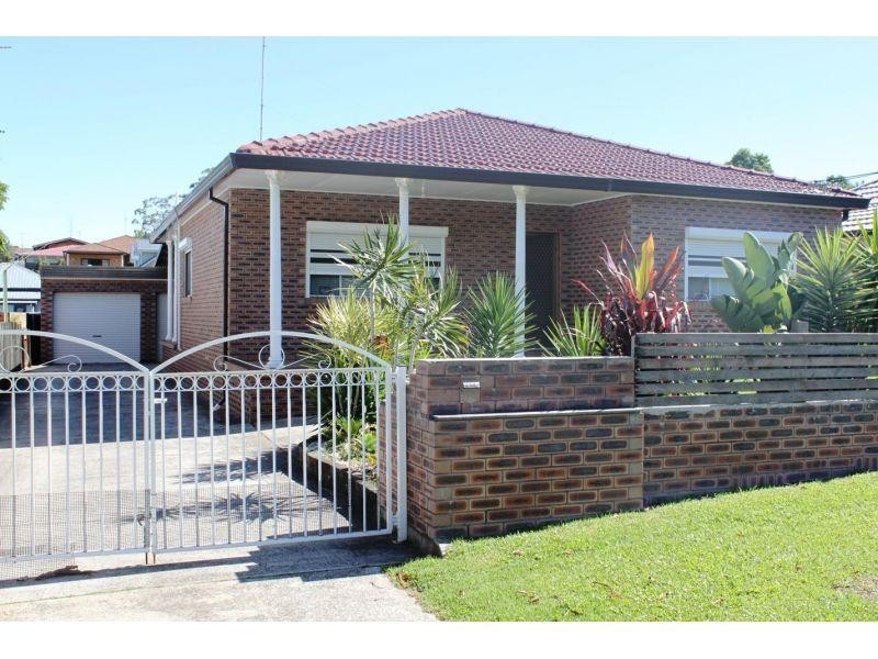 25 Annie Street, Corrimal NSW 2518