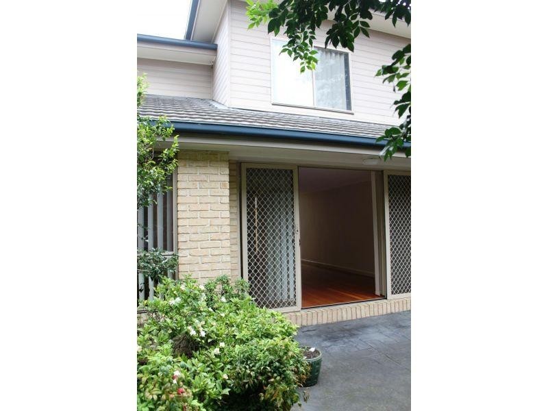 12/14 Raymond Road, Thirroul NSW 2515