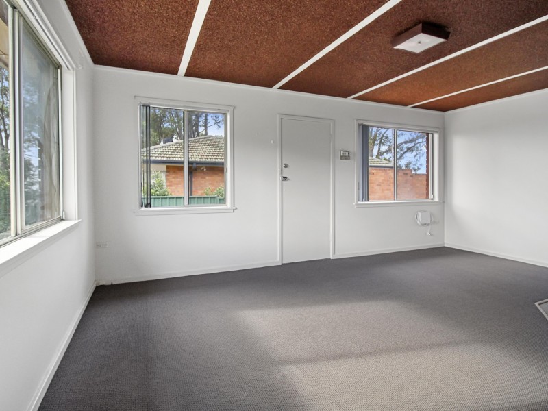 1/11 Pine Crescent, Coniston NSW 2500