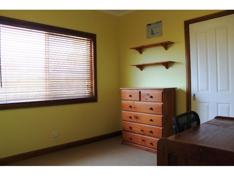 2/9 Jardine Street, Fairy Meadow NSW 2519