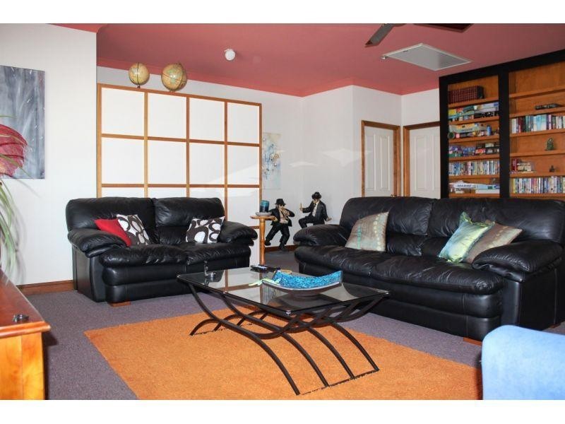 2/9 Jardine Street, Fairy Meadow NSW 2519