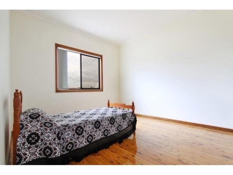 50 Third Ave, Port Kembla NSW 2505