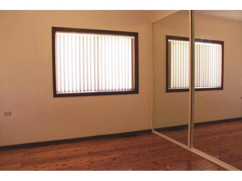 50 Third Ave, Port Kembla NSW 2505