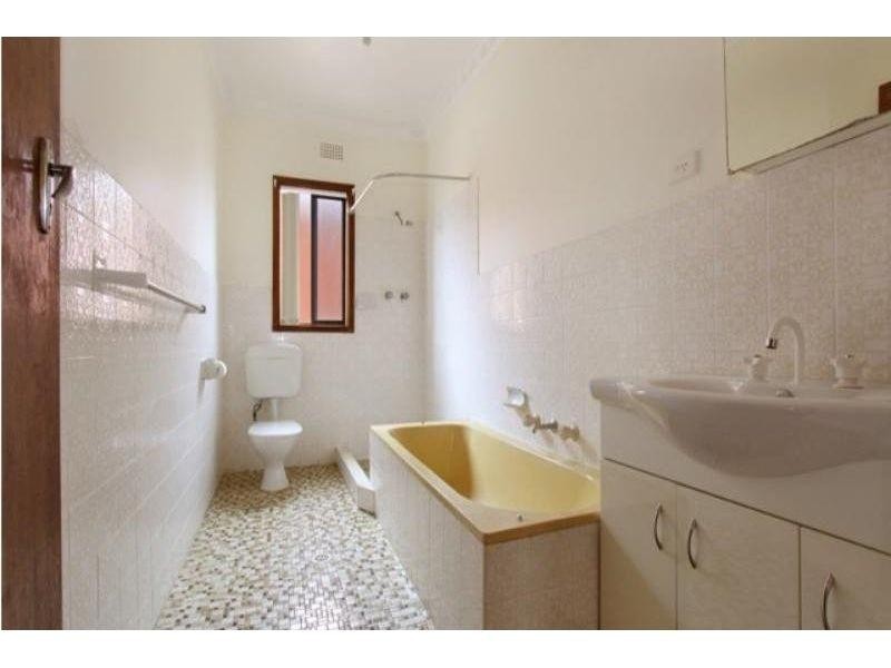 50 Third Ave, Port Kembla NSW 2505