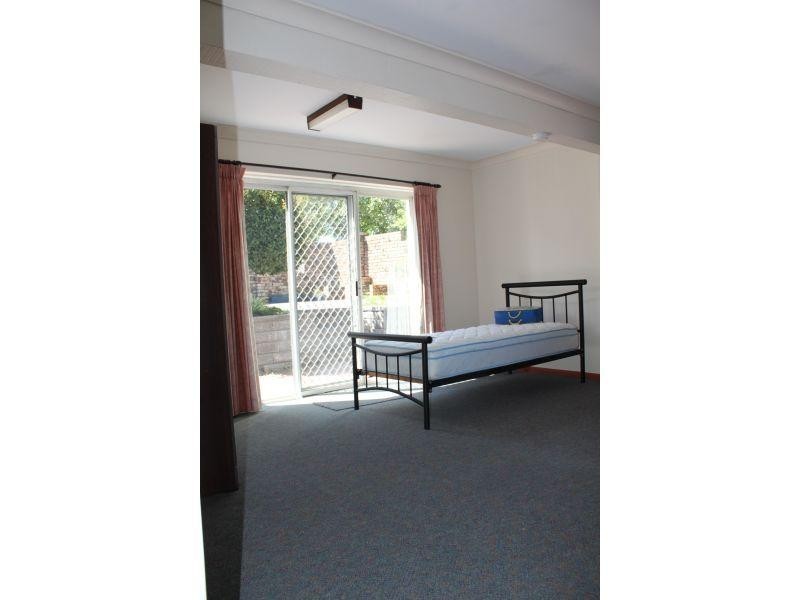 Room 9/1 Andrew Avenue, Keiraville NSW 2500