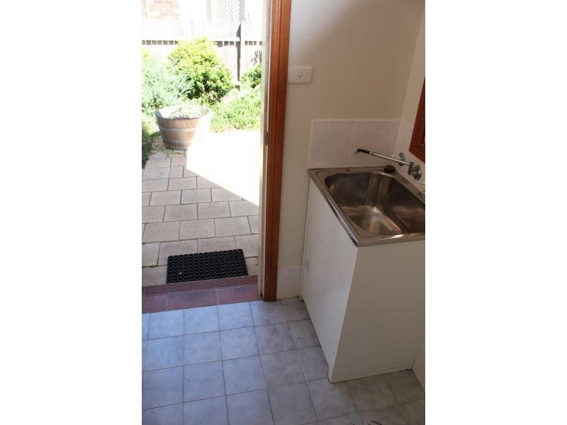 1/16 Foley Street, Gwynneville NSW 2500