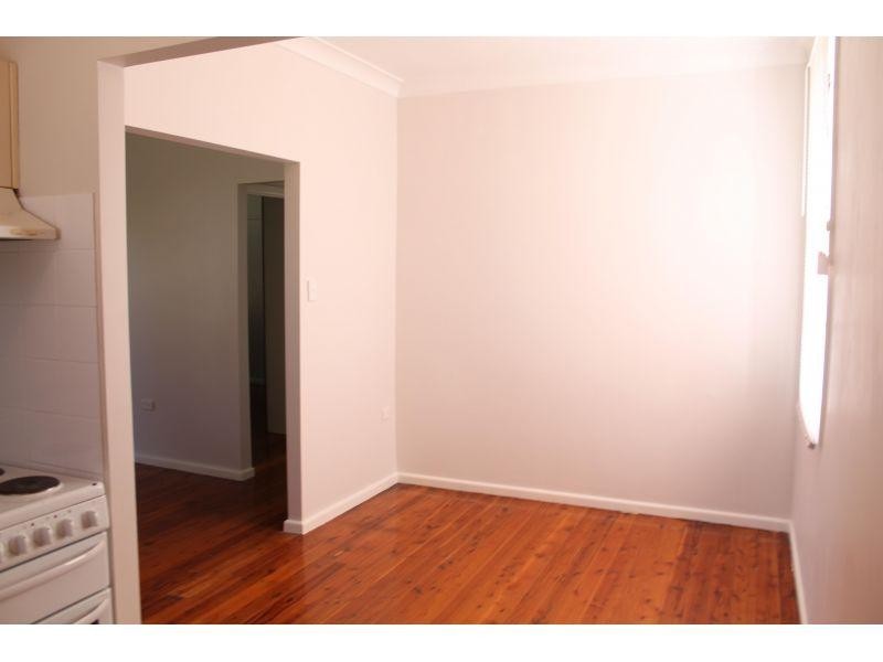 6 Massey Street, Berkeley NSW 2506