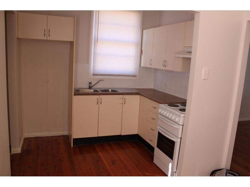 6 Massey Street, Berkeley NSW 2506