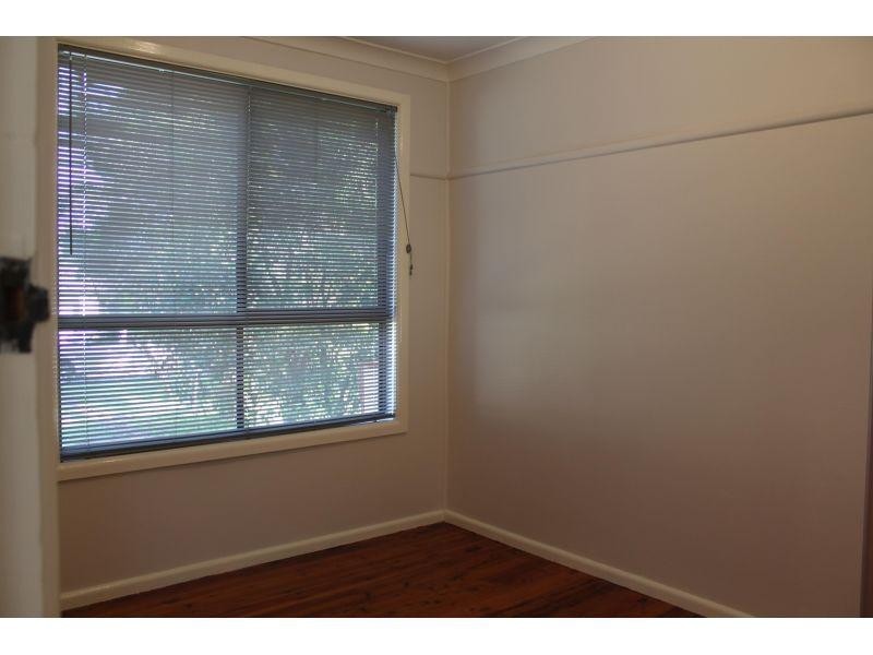 6 Massey Street, Berkeley NSW 2506