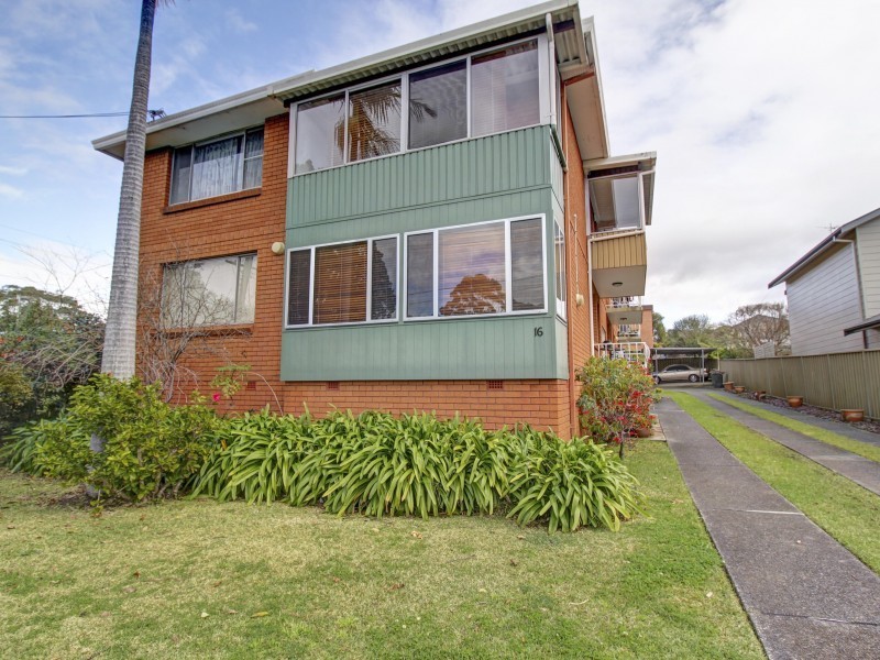 2/16 Gilmore Street, Wollongong NSW 2500