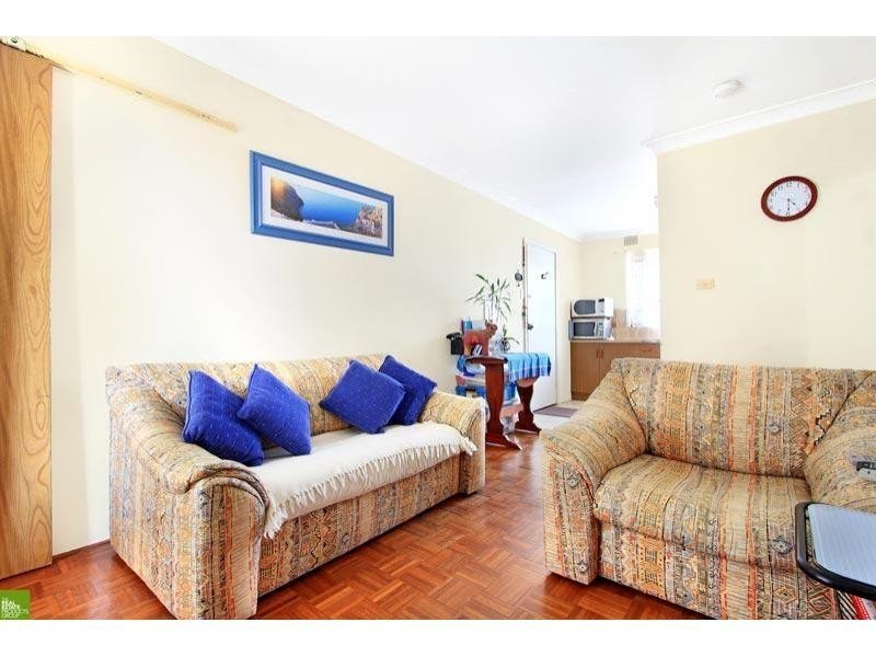 10/32 Hoskins Avenue, Warrawong NSW 2502