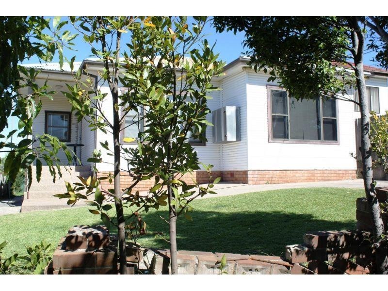 1/37 Lackawanna Street, Cringila NSW 2502