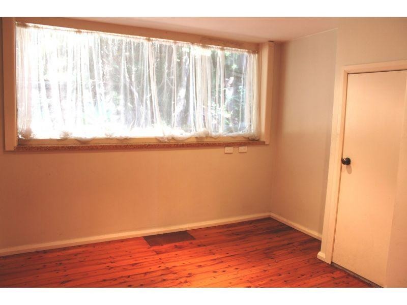 8A McKenzie Avenue, Wollongong NSW 2500